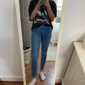 Levi’s wedgie blue jeans